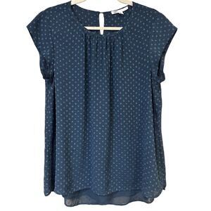 DR2 Blue‎ Dot Chiffon Blouse with Keyhole Back Size Medium